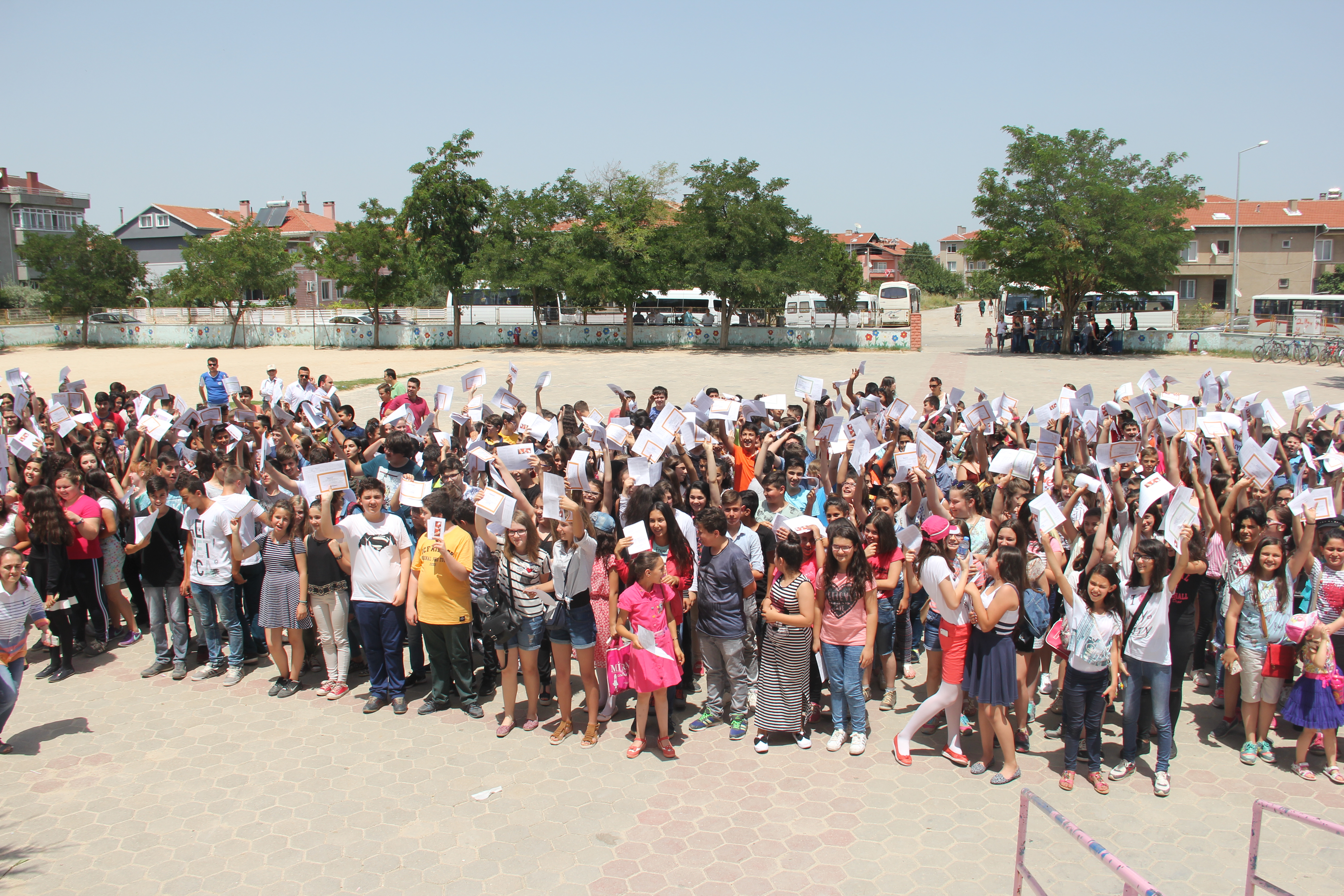 Okullar bitti şimdi tatil zamanı