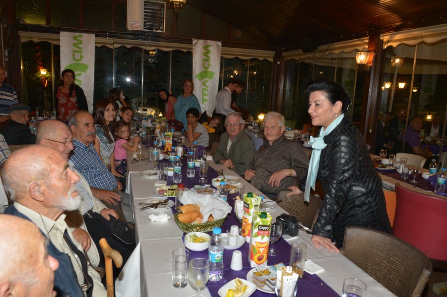 Vali CİVELEK, TRAÇİM’in Düzenlediği İftar Yemeğine Katıldı…