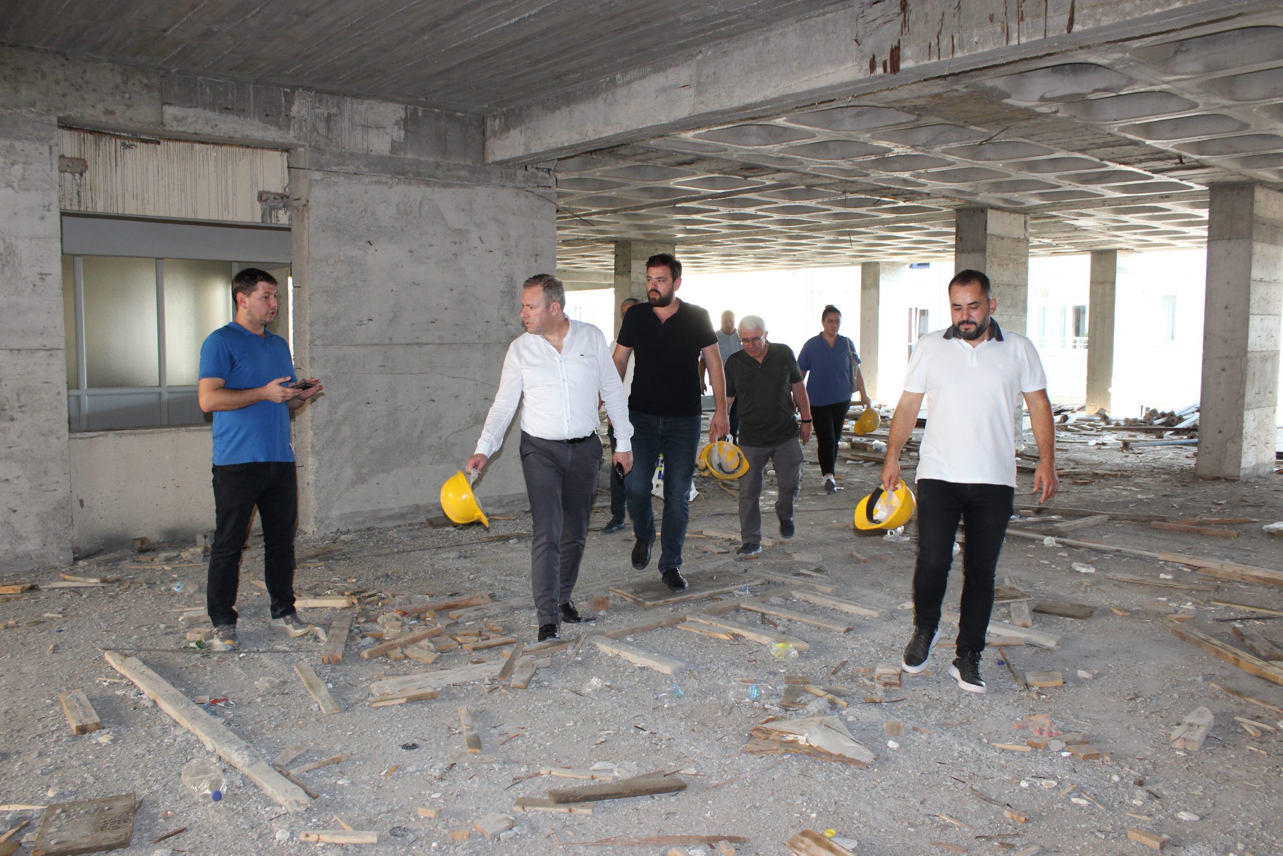 KTSO Yönetimi, Yeni Hizmet Binasının İnşaatını gezdi