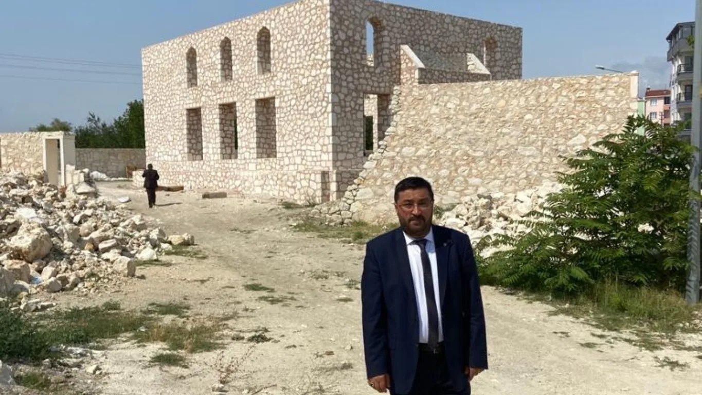 Müftü Eviş Selam Camii'ni İnceledi