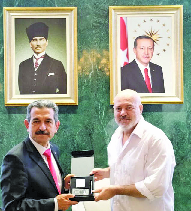 “BENİM GÖREV YAPTIĞIM YERDE, GAZETECİ İLE KAMU GÖREVLİSİ ARASINDA SORUN YAŞANMAZ”