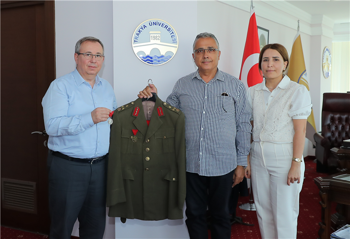 Trakya Üniversitesi Milli Mücadele ve Lozan Müzesi’ne Bağışladılar