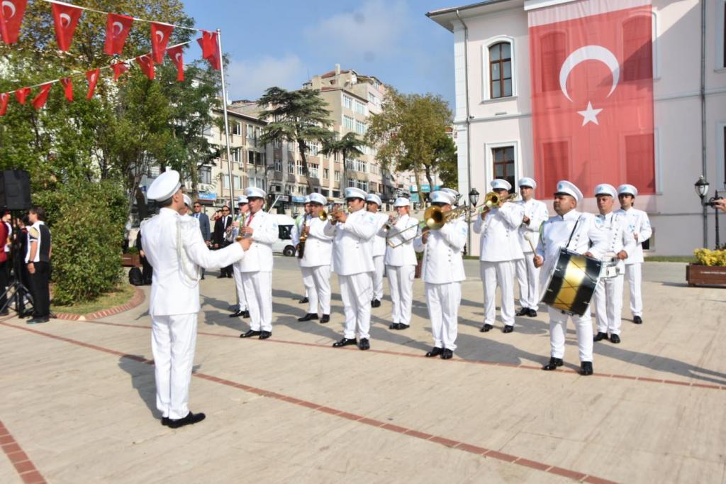 Zafer Bayramı sevinci sokaklara taştı