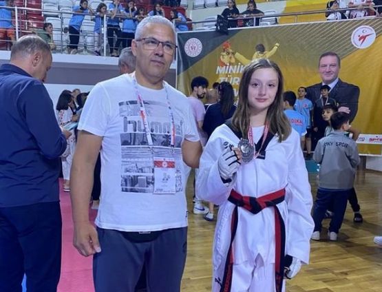 Berra Naz Acun Taekwondo’da Türkiye İkincisi Oldu