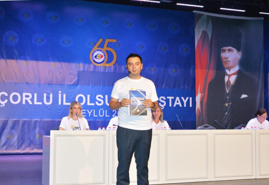 Çorlu il olduğunda bölgede nelerin değişeceği masaya yatırıldı