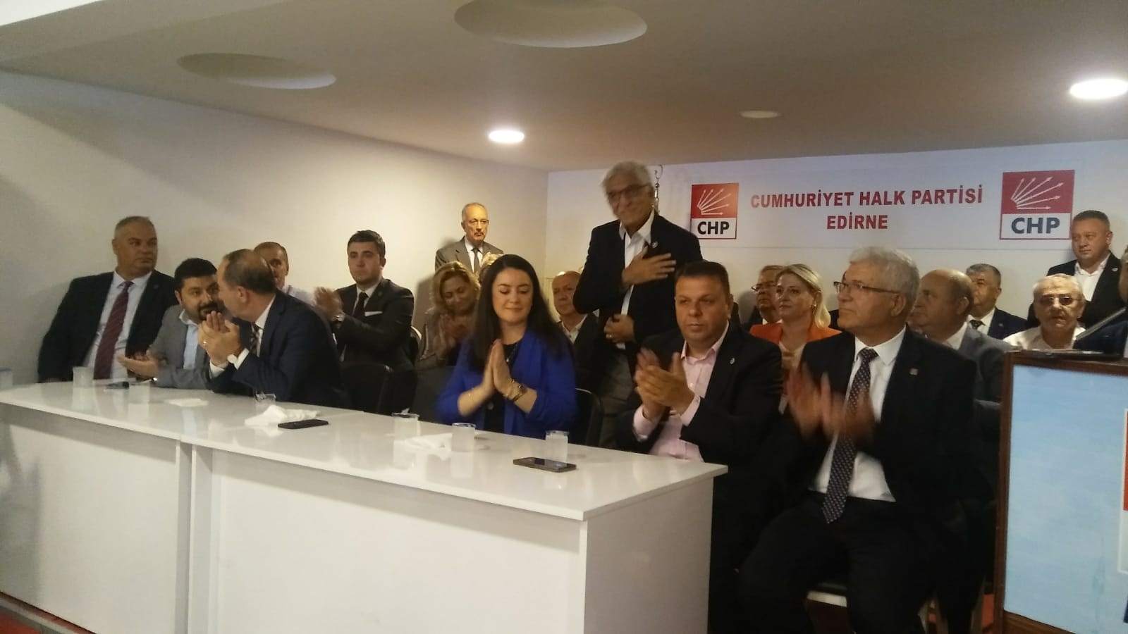 BEN DEĞİL BİZ ADAYIZ.