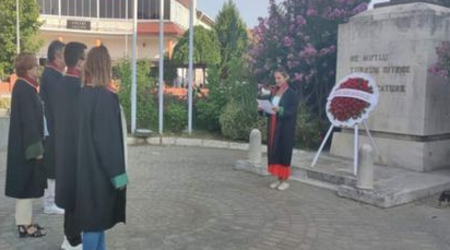 Babaeski’de Adli yıl çelenk sunma töreniyle başladı