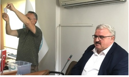 Şanslı çiftçiler, kura ile belirlendi