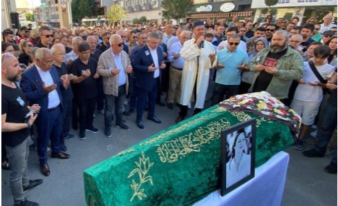 Son yolculuğuna uğurlandı