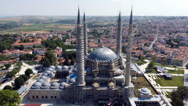 Vali Sezer: Selimiye'deki restorasyon 2024'te tamamlanacak