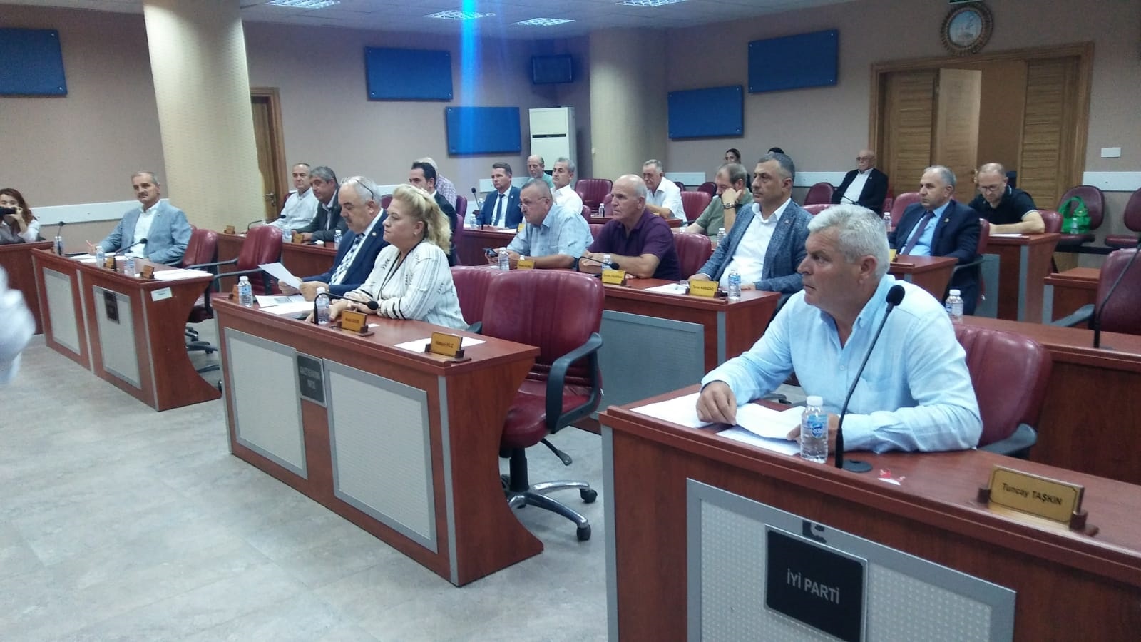 TARIMDA KARANLIK GÜNLER YAKINDIR