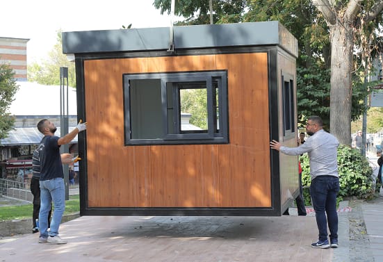 YANAN BELEDİYE DÜKKANLARI YENİDEN DOĞDU...
