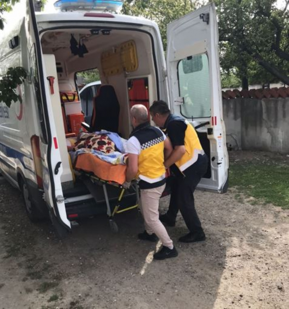 Ergene Belediyesinin Hasta Nakil Ambulansı Hizmeti Devam Ediyor