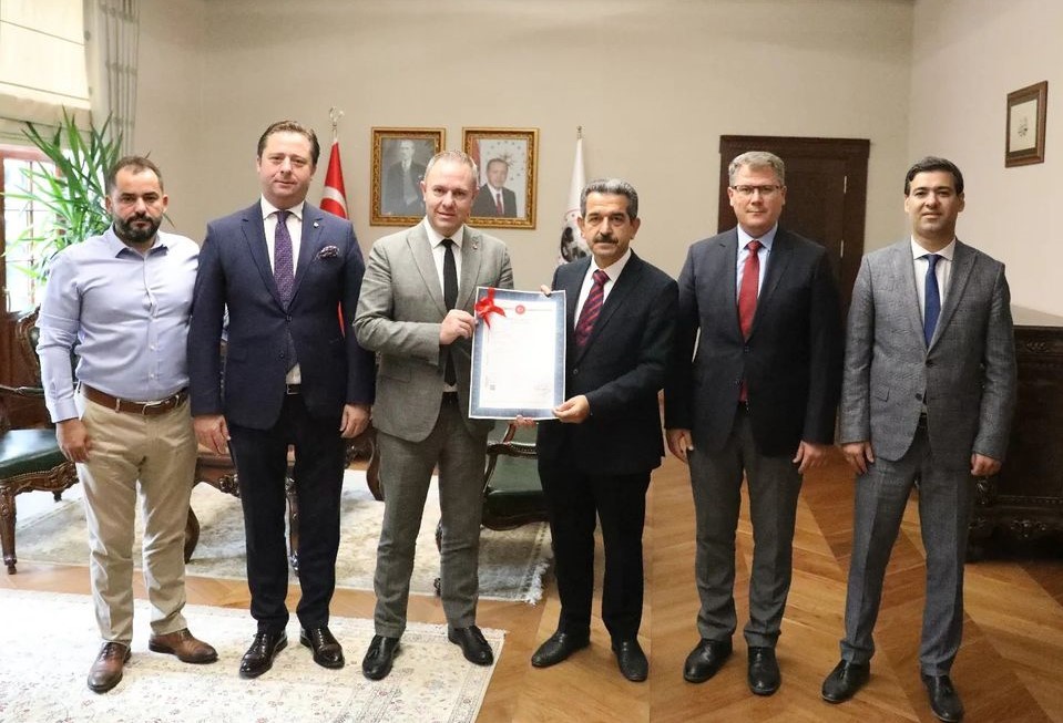 Tapuyu aldılar
