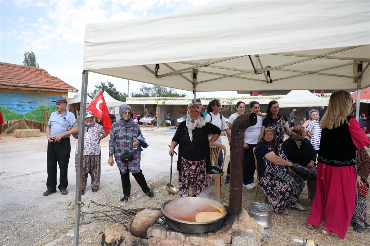 Kızılcıkdere 3. Bağ Bozumu Şenlikleri