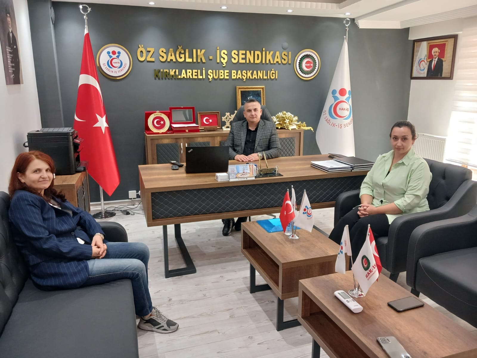 “Değerli yol arkadaşlarıma katılımlarından ve emeklerinden dolayı teşekkür ediyorum”