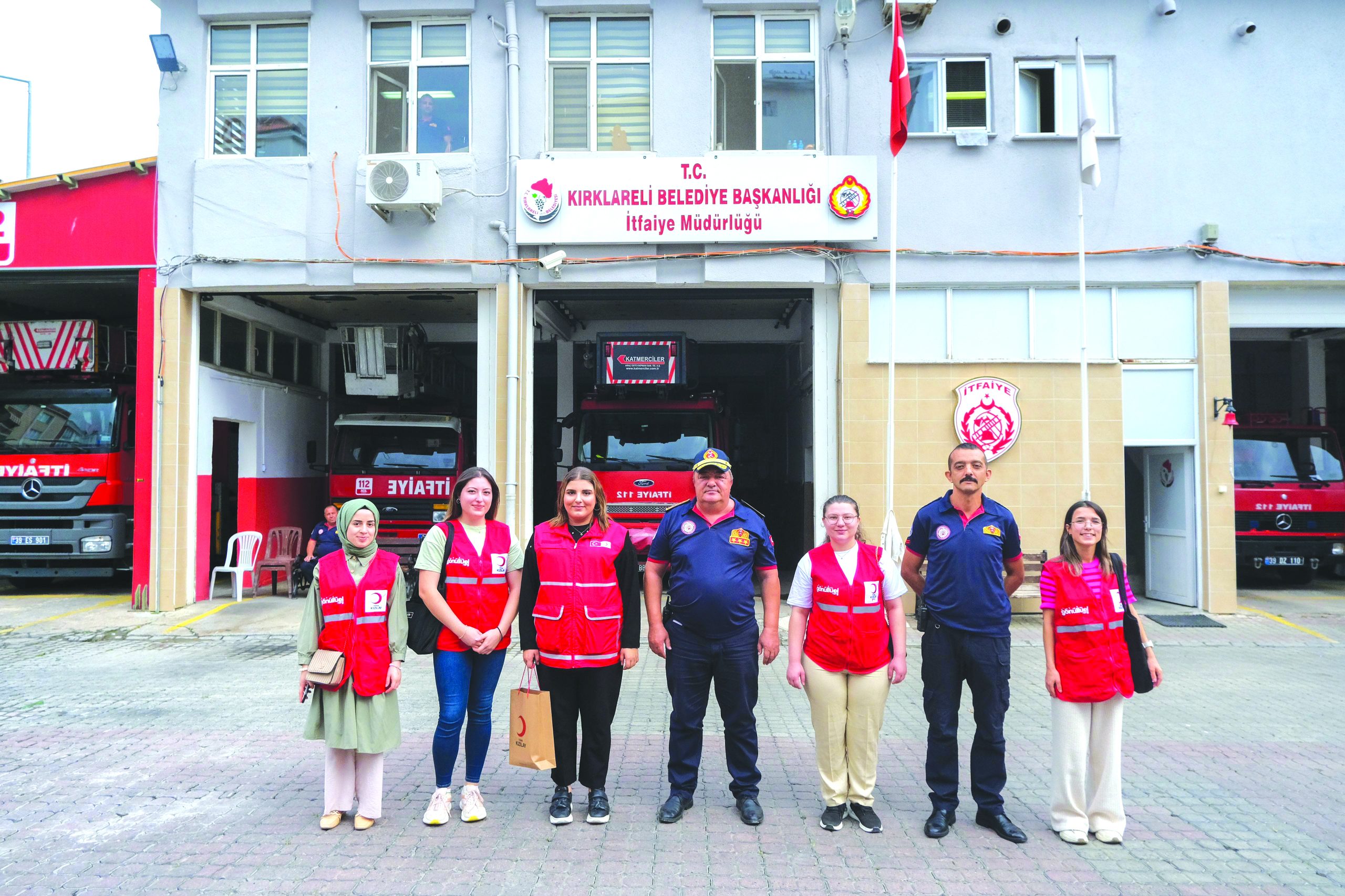 Kızılay’dan İtfaiyecilere Ziyaret