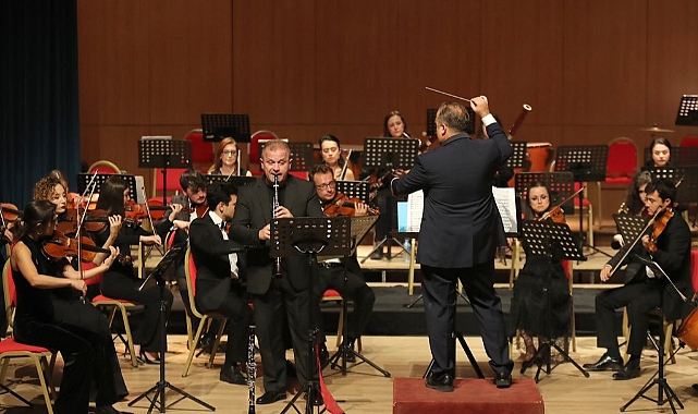 Balkan Senfoni Orkestrasının sezon açılış konseri dinleyenleri büyüledi
