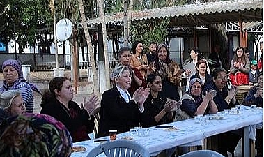 Becan, Çöpköy Mahallesinde Vatandaşlarla Buluştu