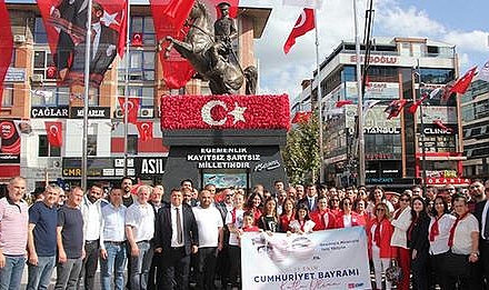 Coşkuyla Anıldı...