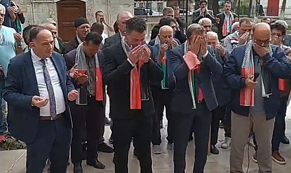 Cuma Namazı Çıkışında Gerçekleştirildi...
