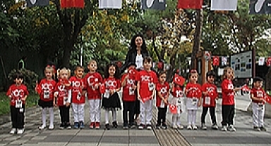 Cumhuriyet Coşkusuyla Renklendirdiler...