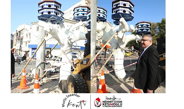 Cumhuriyet Meydanı’na Kuş Ağacı..