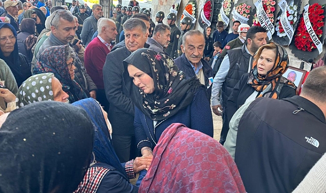 Eski Camii’de dualarla uğurlandı...