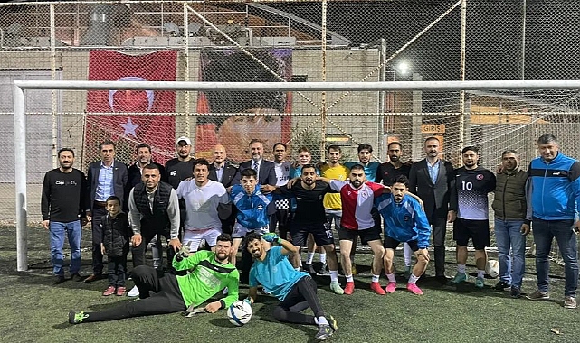 Futbol Kulübü'nü Ziyaret Etti...