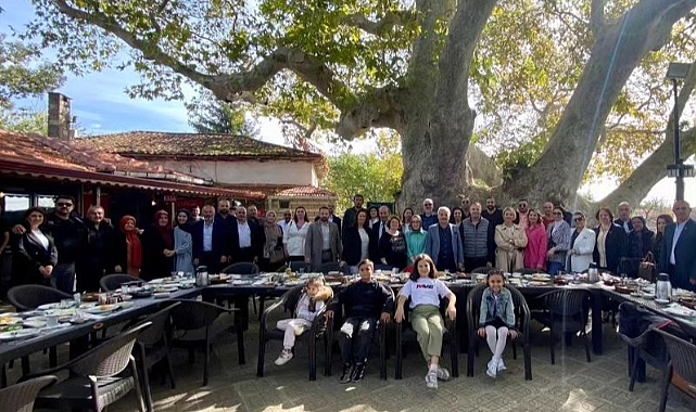 Kahvaltıda Buluştular...