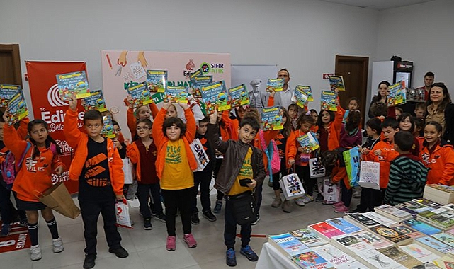 KİTAPSEVERLERLE BULUŞACAK.