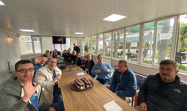 Özel gereksinimli bireylerin doğum günleri kutlandı