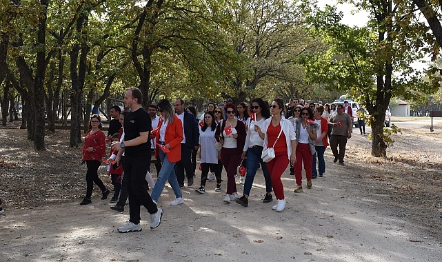 SAĞLIĞA YÜRÜDÜLER...