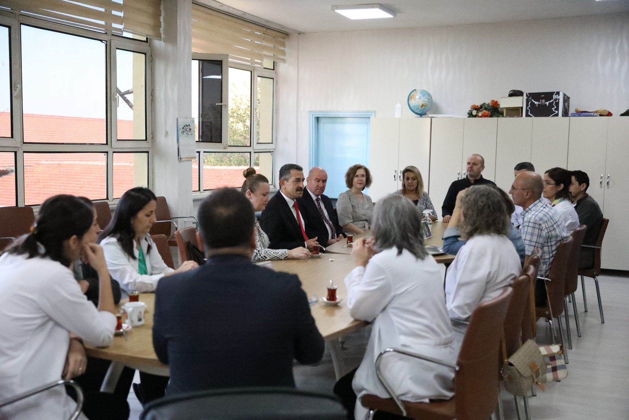 Vali Ekici Kırklareli Atatürk Anadolu Lisesi’ni ziyaret etti