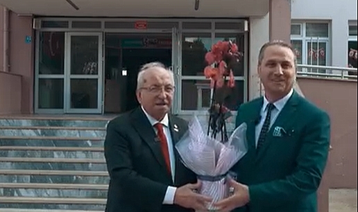 Başkan Albayrak okulları ziyaret etti