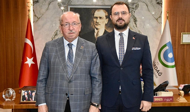 Belediye Başkan Aday Adaylığı İçin Görevinden Ayrıldı