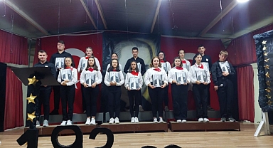 CUMHURİYET İLKOKULU'NDA ANMA TÖRENİ...