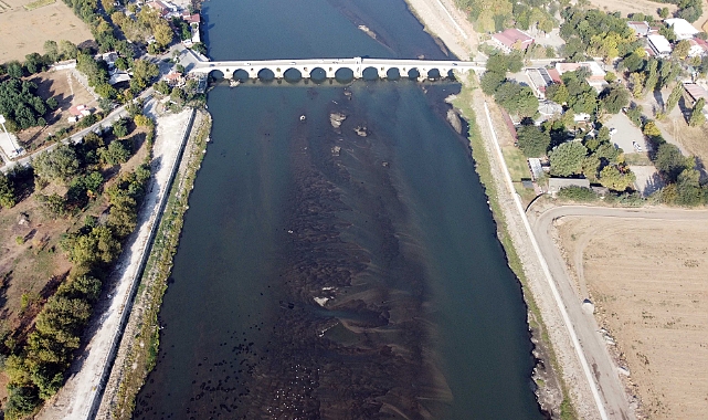 Edirne'de son yağışlarla nehirlerin debileri arttı