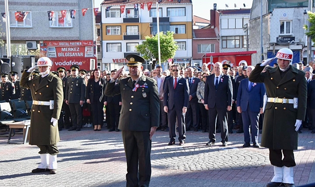 Gurur ve Coşkuyla Kutladı...