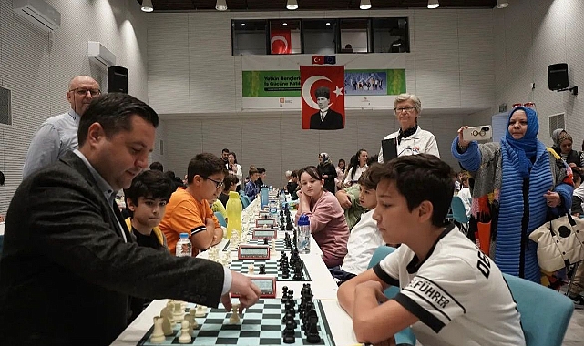 İlk hamle Kemal Pektaş'tan