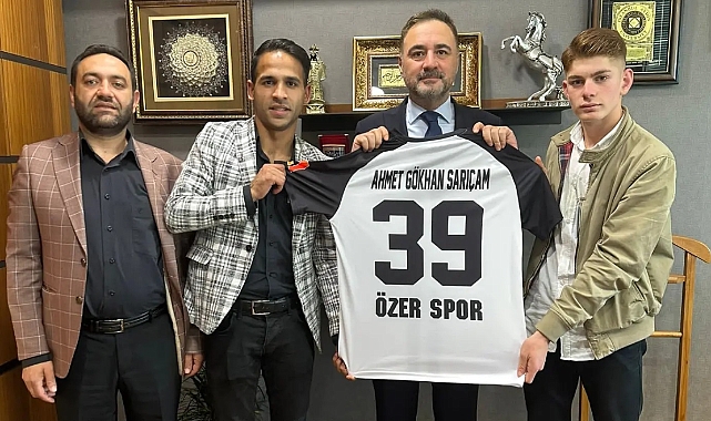 Milletvekili Sarıçam’a ‘39’ numara forma