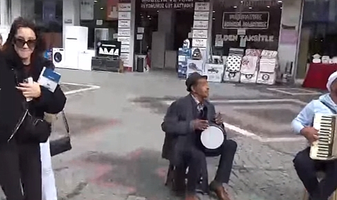 Şehre Renk Katıyor...