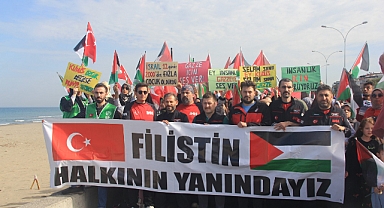 Yürüyüşte Bir Araya Geldiler...