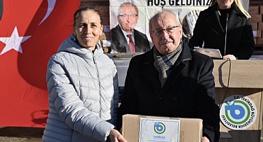 Arı Üreticilerine Arı Keki Dağıtıldı