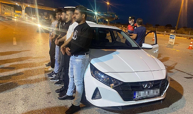 Edirne'de 1209 kaçak göçmen, 35 organizatör şüphelisi yakalandı