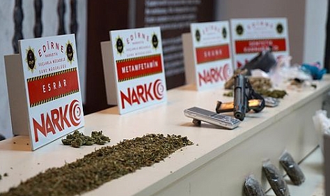 Edirne'de sokak satıcılarına yönelik operasyon