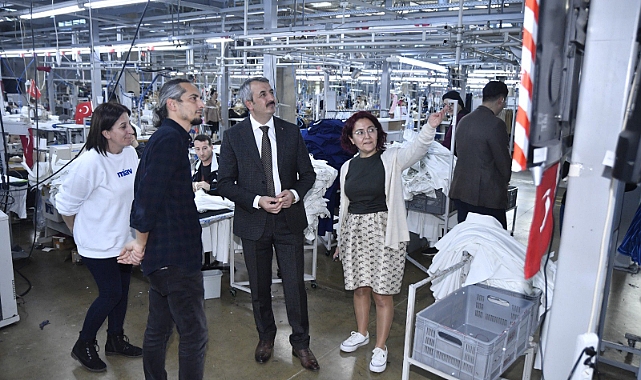 Edirne Valisi Yunus Sezer, İpekyol Fabrikası'nı Ziyaret Etti