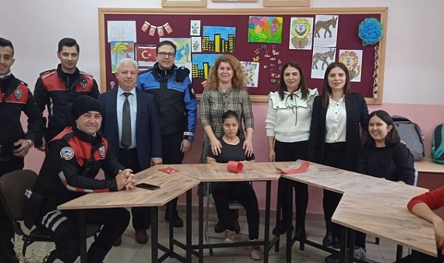 Emniyet Personelleri, Gazi Özel Eğitim Uygulama Okulu'nu Ziyaret Etti
