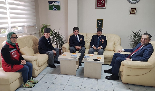 Gazilerden İl Müdürü Özbaş’a Ziyaret