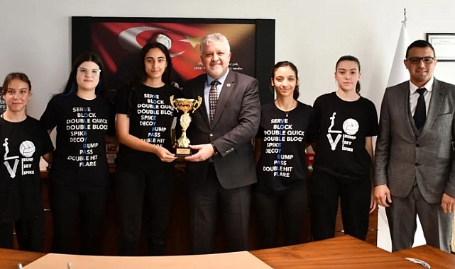 Gerenli Başarılı Sporcular İle Bir Araya Geldi